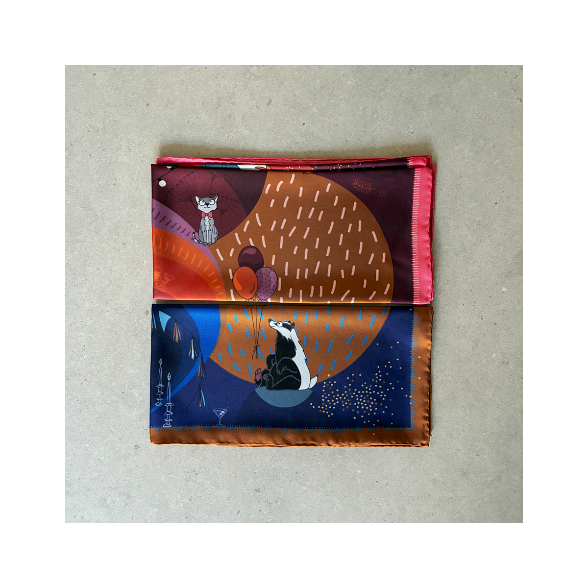 FOX_WOLF_scarf_1.jpg