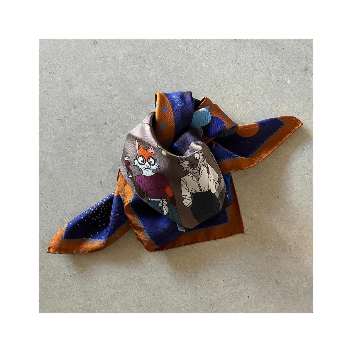 WOLF_scarf_3.jpg